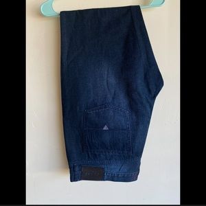 Guess Crescent straight dark wash jeans. 40x32.